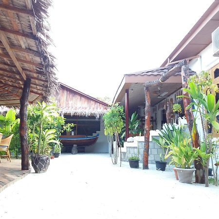 Alvi Star Inn Thulhaadhoo Dış mekan fotoğraf
